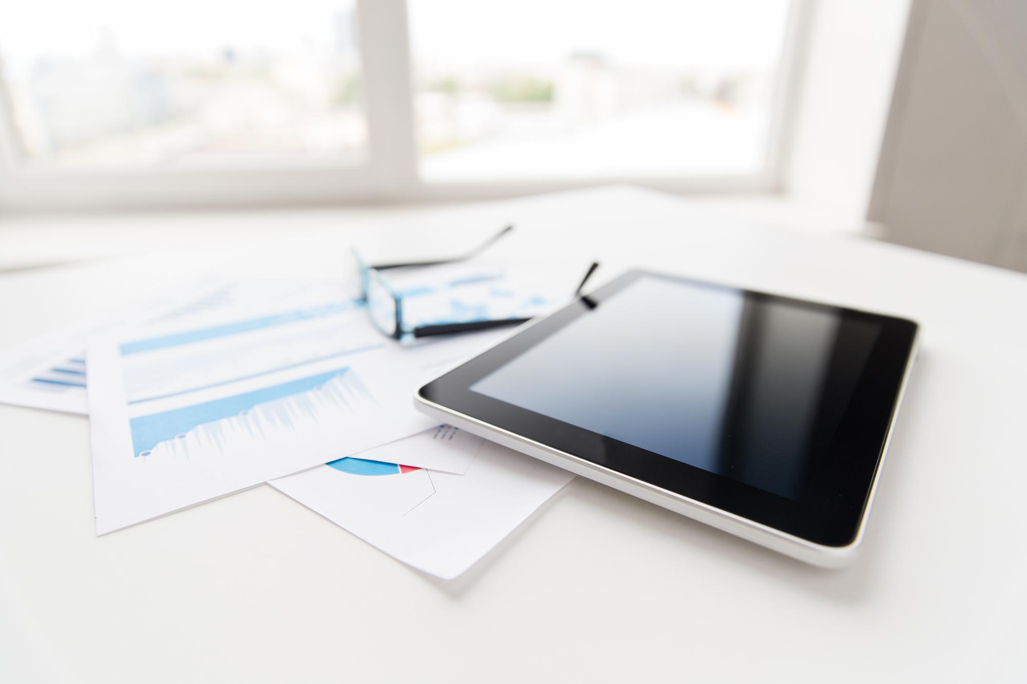 Digitale Checkliste auf Tablet